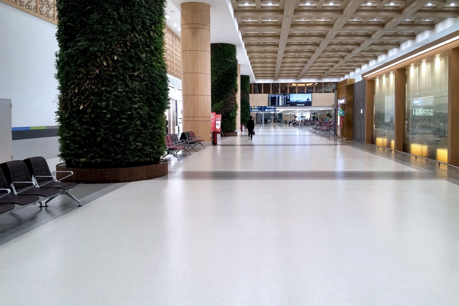 "Modern design floor - GIMPO INTERNATIONAL AIRPORT "