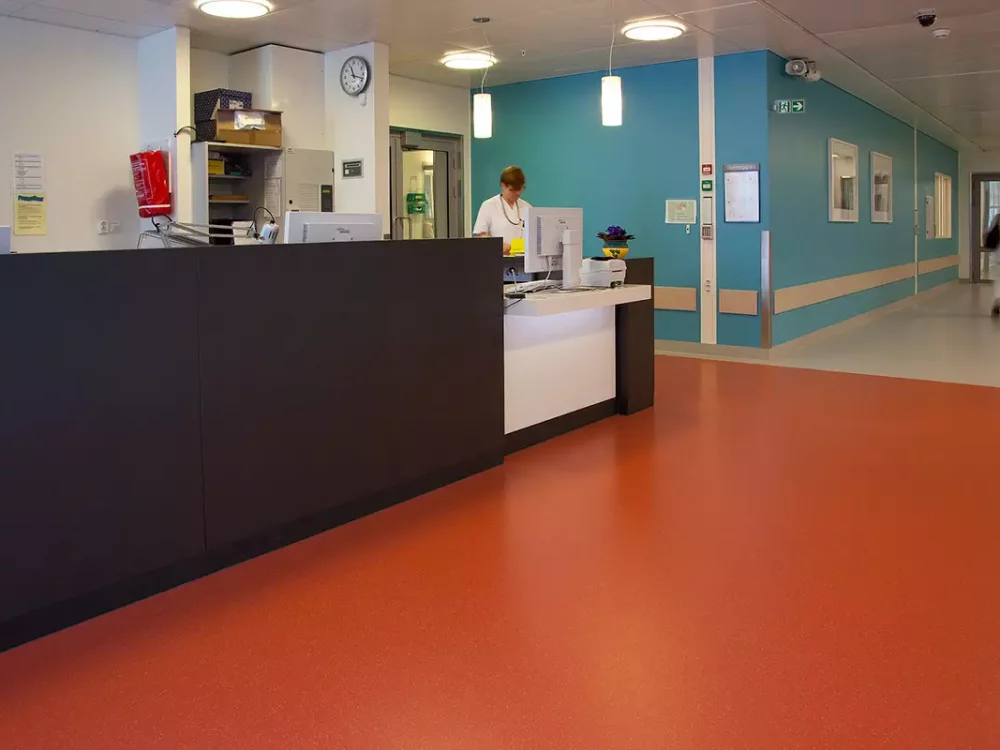 Hospital flooring - Akershus University Hospital