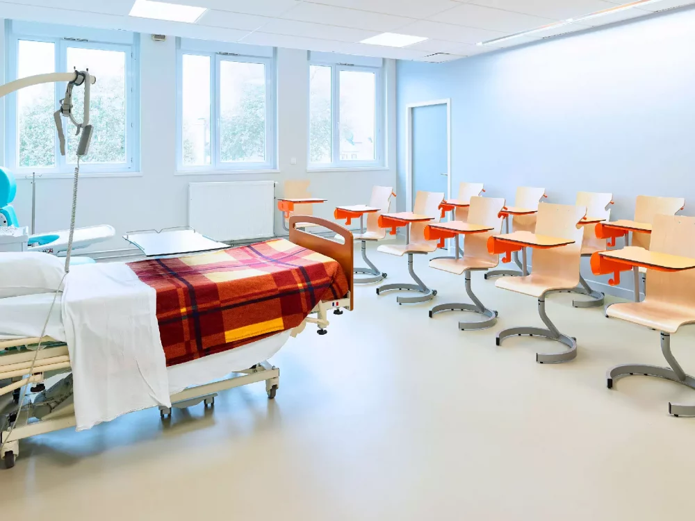 Hospital flooring - IFSI / Institut de Formation en Soins Infirmiers