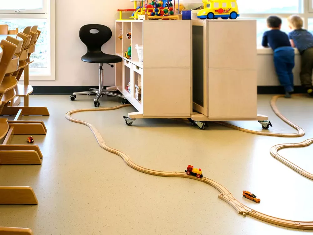 Nursery flooring - Rubber flooring for playroom, kindergarten - Utsikten Barnehage