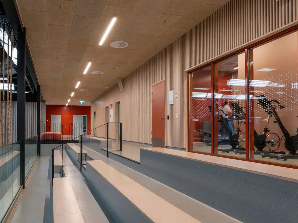 Fjellhamar school and arena